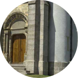 Le porche de l'église