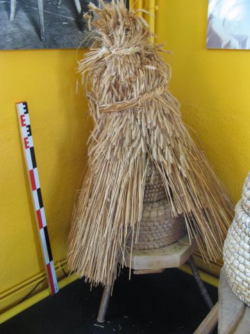 RUCHE en SEIGLE avec CAPE | Patrimoine du Morvan